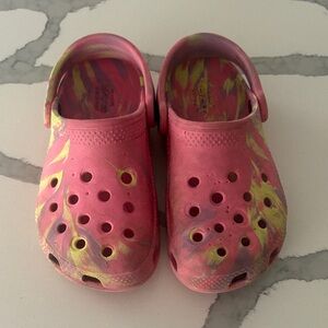 CROCS Kids Pink and Yellow Water Shoes